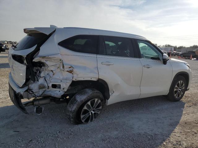 VIN 5TDGZRBHXLS047761 2020 Toyota Highlander, Xle no.3