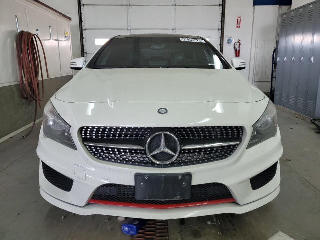 WDDSJ4GB4FN279071 Mercedes-Benz CLA 250 4MATIC
