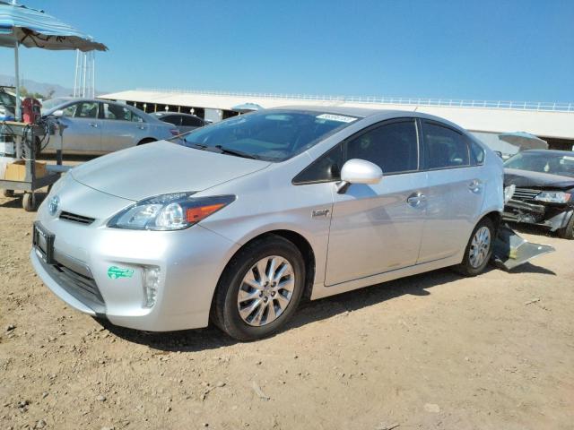 2015 Toyota Prius Plug-In 