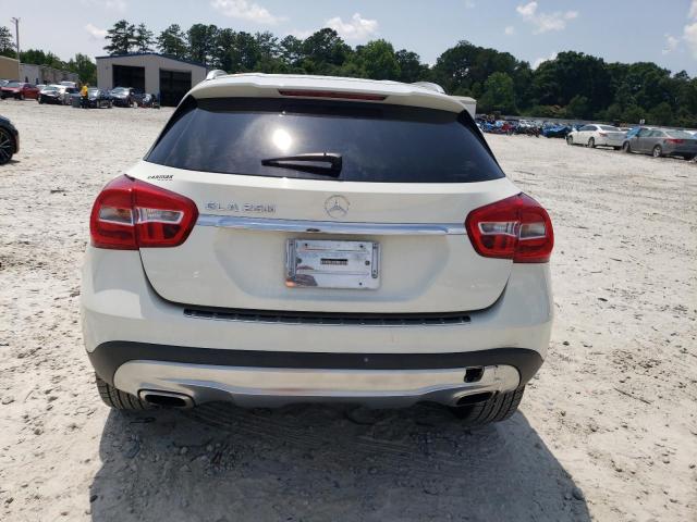 2015 MERCEDES-BENZ GLA 250 - WDCTG4EB1FJ180869