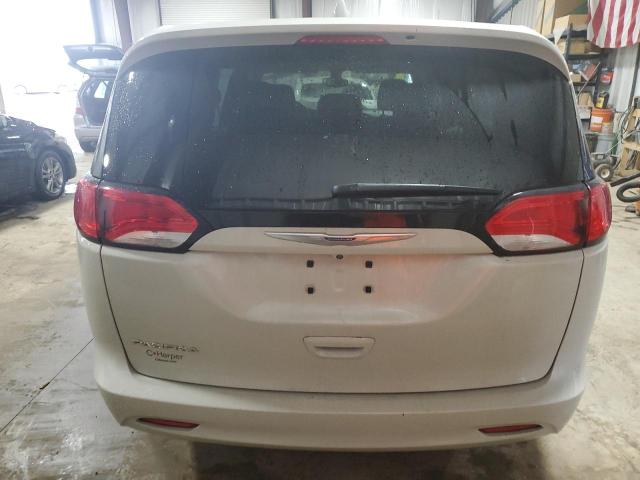 2017 Chrysler Pacifica - Image 6