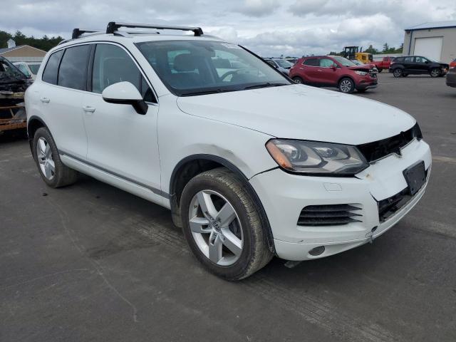 WVGEP9BP4ED009697 Volkswagen Touareg 2014. Фото: 3