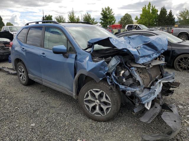JF2SKAEC5KH421701 Subaru Forester Premium