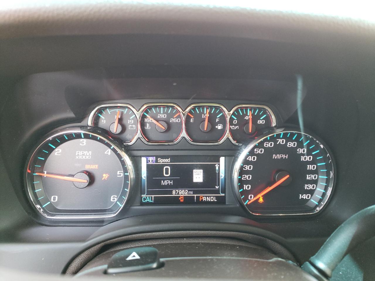 2018 Chevrolet Suburban C1500 Lt vin: 1GNSCHKC0JR270730