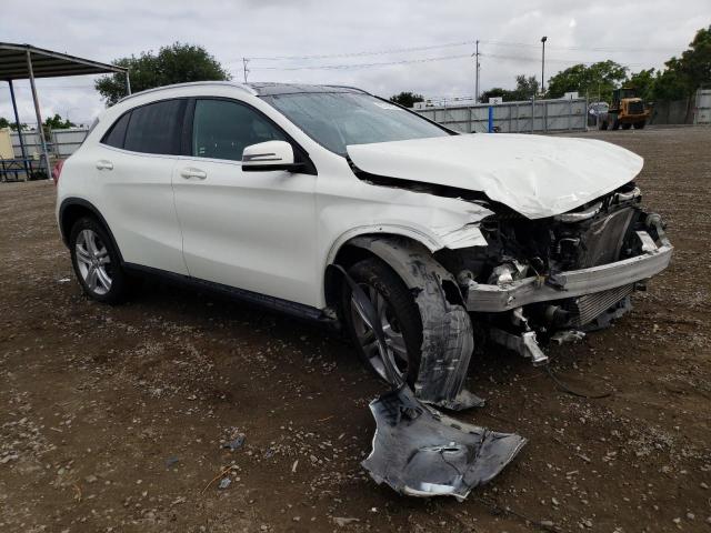 WDCTG4GB4HJ358869 Mercedes-Benz Gla 250 4matic