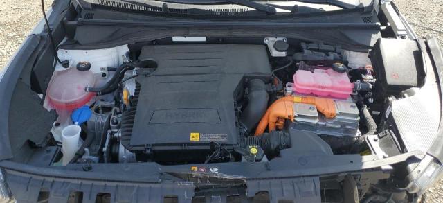 KNDCB3LC1N5547772 KIA NIRO LX