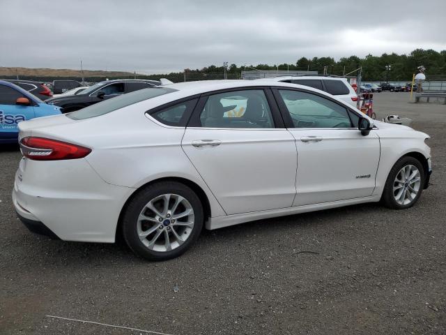 3FA6P0LU1KR188296 2019 FORD FUSION, photo no. 3