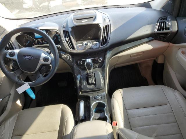 1FMCU0J92EUB92595 Ford Escape Titanium