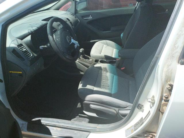 3KPFK4A7XJE218754 KIA FORTE LX