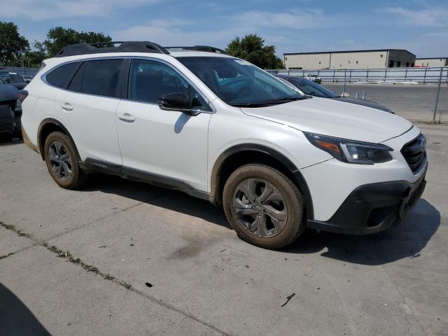 4S4BTGLD8M3135072 Subaru Outback Onyx Edition Xt