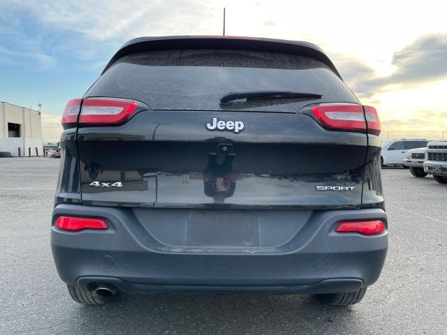1C4PJMAB9GW109857 Jeep Cherokee Sport