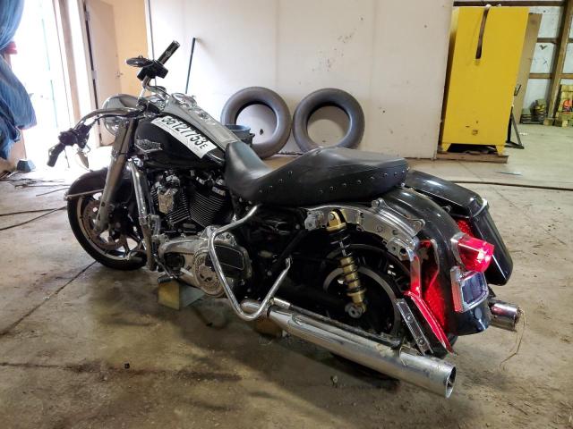2017 HARLEY-DAVIDSON FLHR - 1HD1FBC13HB671955
