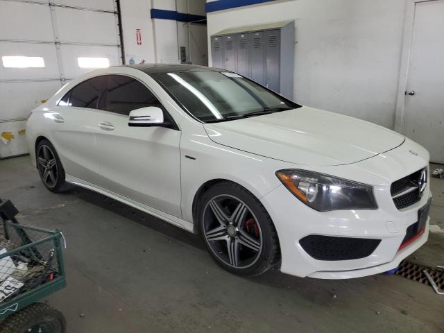 WDDSJ4GB4FN279071 Mercedes-Benz CLA 250 4MATIC