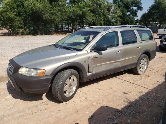 2005 Volvo XC70 