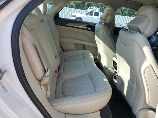 2017 LINCOLN MKZ PREMIE 3LN6L5A9XHR658959
