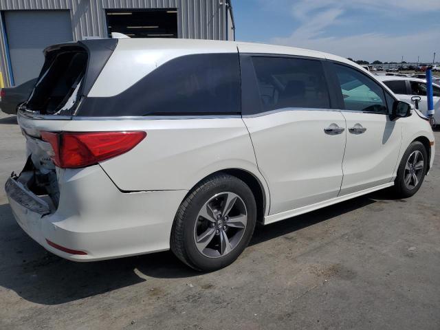 5FNRL6H82JB015470 2018 HONDA ODYSSEY, photo no. 3