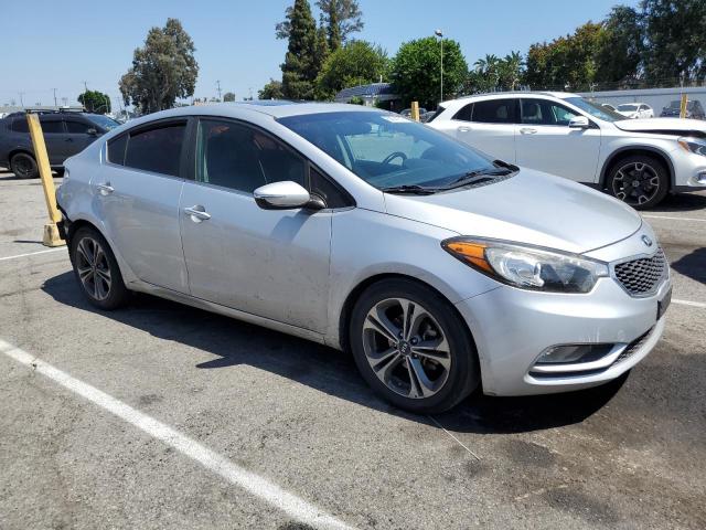 KNAFZ4A82G5600220 KIA FORTE EX