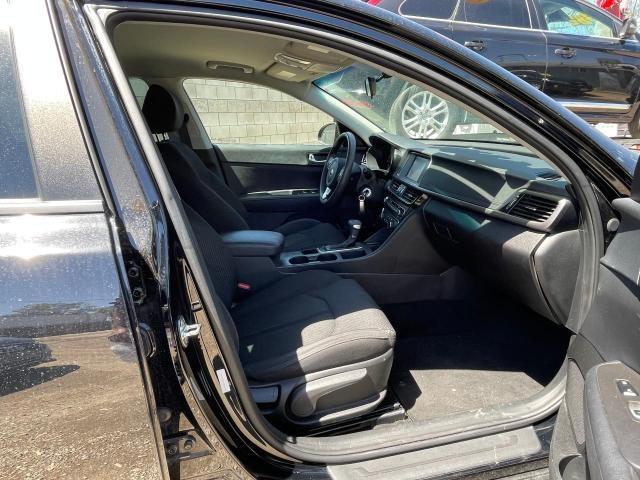 5XXGT4L39JG261484 KIA Optima Lx
