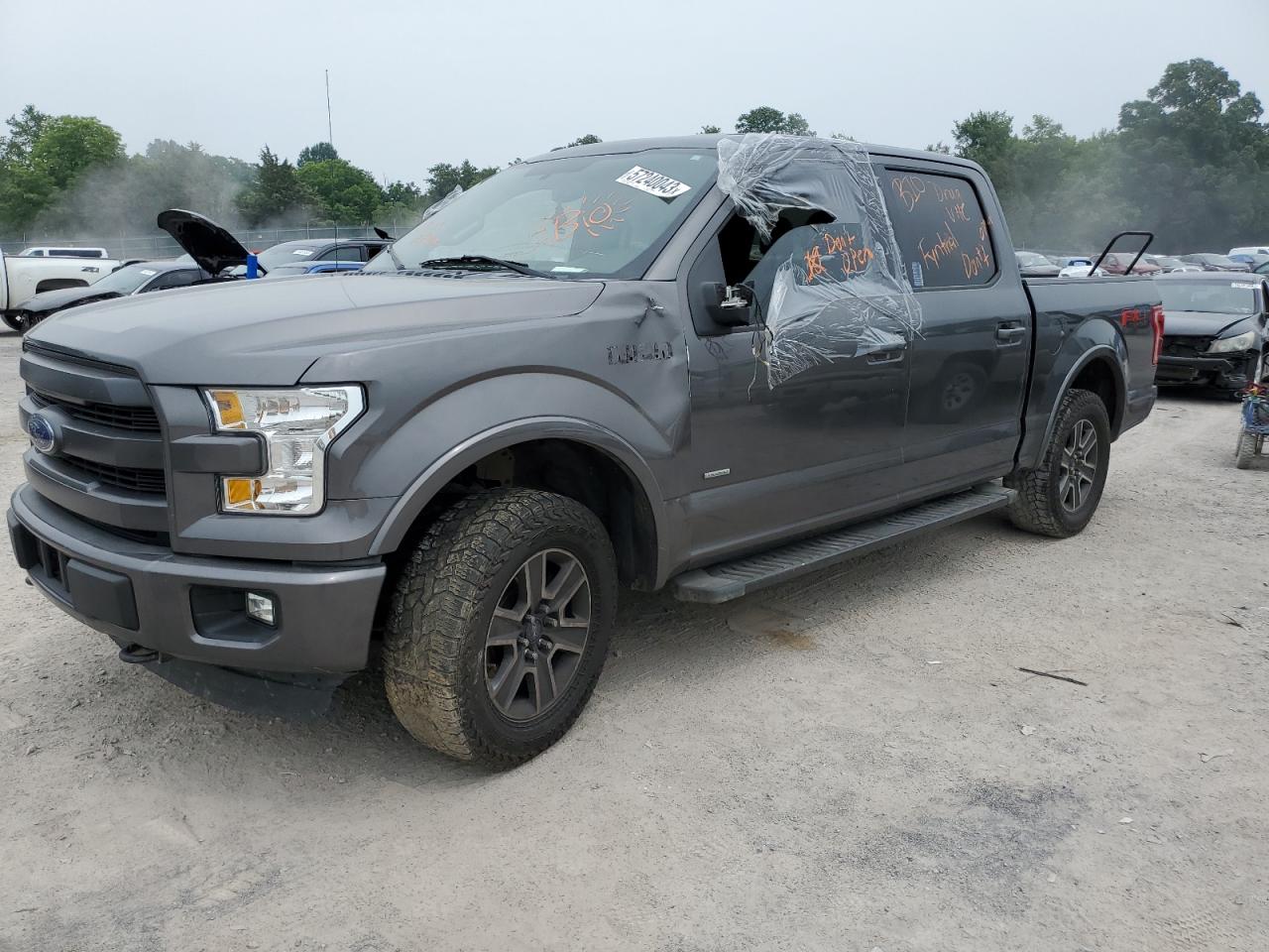 FORD F-150 SUPERCREW