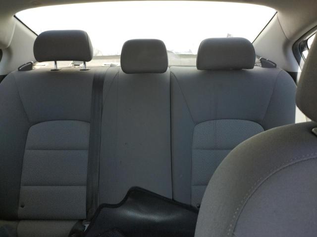 3KPFK4A7XJE218754 KIA FORTE LX