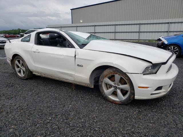 1ZVBP8CF3D5267027 2013 FORD MUSTANG, photo no. 4