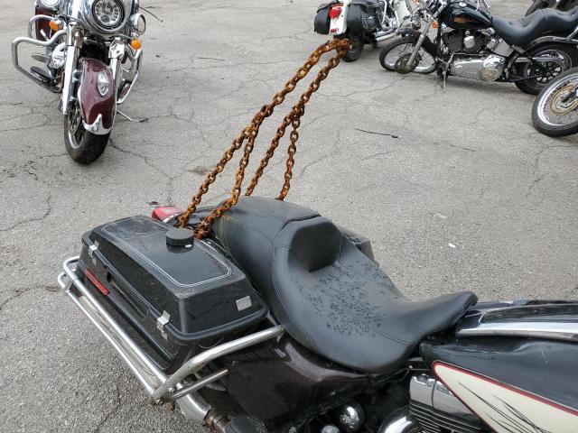 2011 HARLEY-DAVIDSON FLHTC - 1HD1FF416BB615179