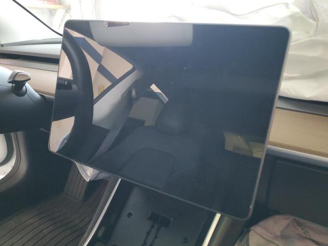 5YJ3E1EB8JF067141 Tesla MODEL 3