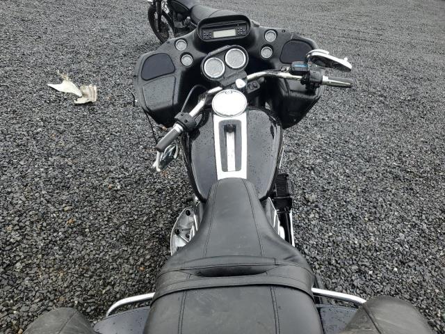 2011 HARLEY-DAVIDSON FLTRU 1HD1KGM19BB603805