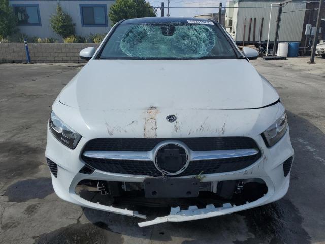 W1K3G4EB5LJ236562 Mercedes-Benz A 220