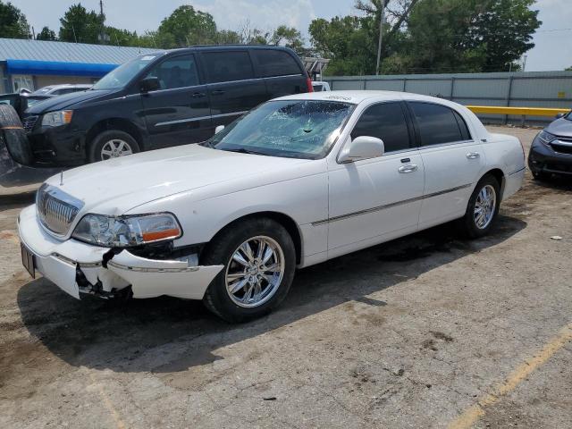 2009 Lincoln Town Car Signature Limited