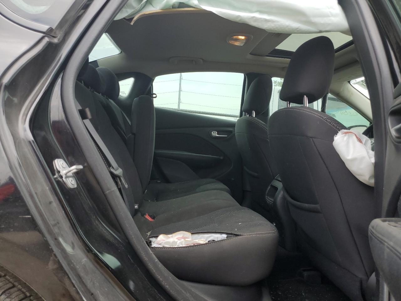 1C3CDFBB9FD276945 2015 Dodge Dart Sxt