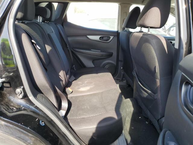 JN1BJ1CP8JW164604 Nissan Rogue Sport S