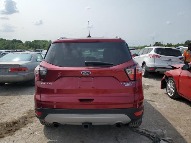 1FMCU9J92JUB83670 Ford Escape Titanium
