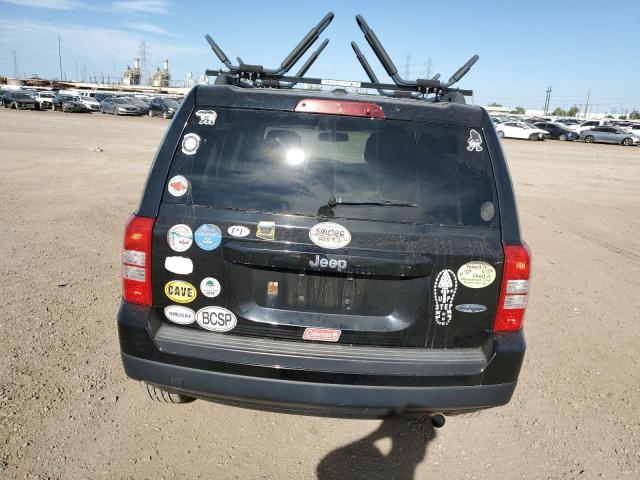 1C4NJPFA0ED821563 Jeep Patriot Latitude