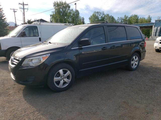 2011 Volkswagen Routan SE