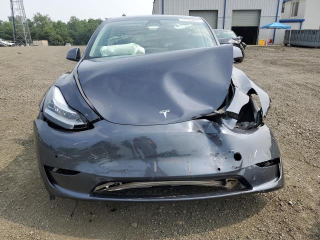 7SAYGDEE3NF322282 Tesla Model Y  5