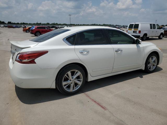 Vin: 1n4al3ap2dn528677, lot: 54276293, nissan altima 2.5 20133