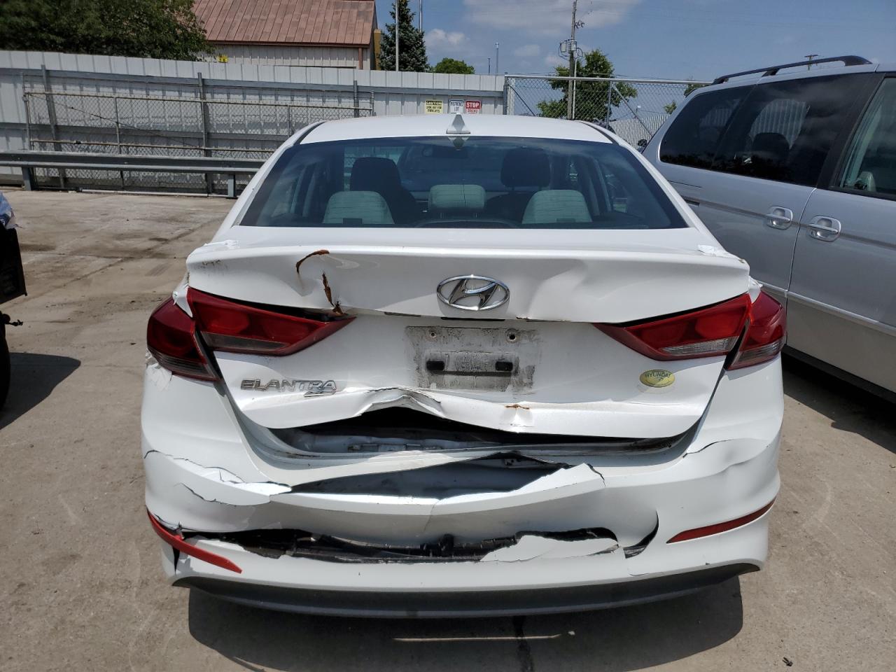 5NPD74LF6HH174142 2017 Hyundai Elantra Se