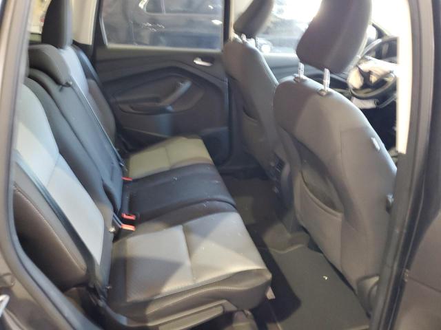 1FMCU9GD5JUA47464 Ford ESCAPE SE