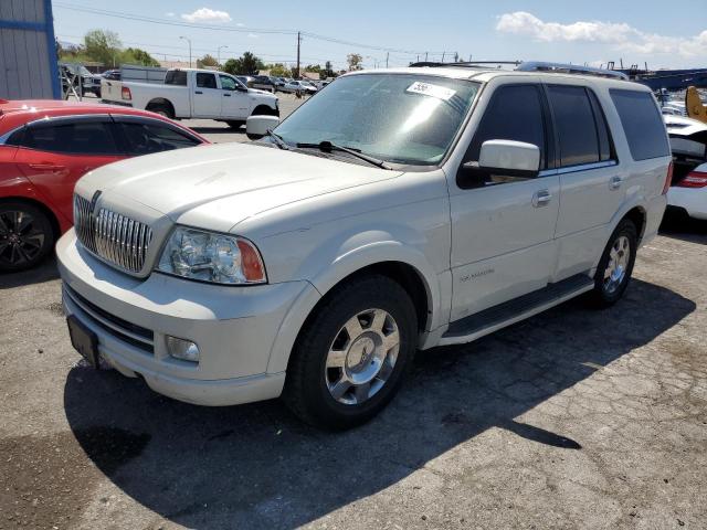 2005 Lincoln Navigator 