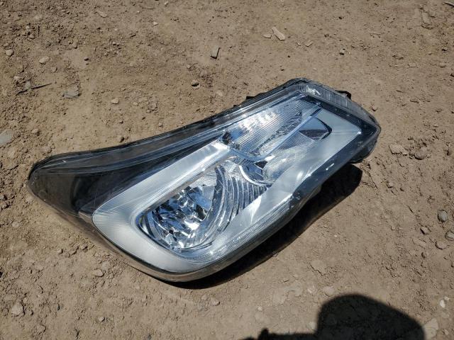 JF2SJAGC1JH605791 Subaru Forester 2.5i Premium