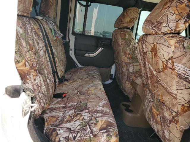 1C4BJWEG1FL527096 Jeep Wrangler Unlimited Sahara