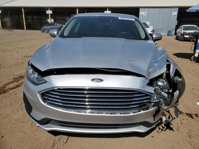 3FA6P0HD8KR108579 Ford FUSION SE
