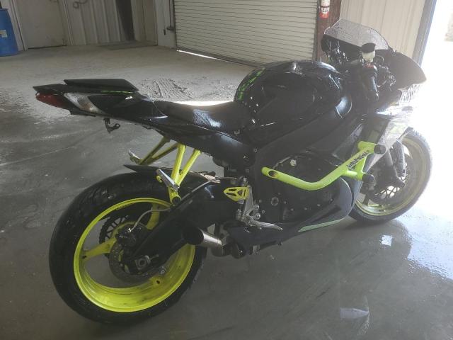 2011 SUZUKI GSX750 - JS1GR7MA5B2103478