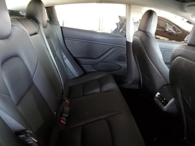 5YJ3E1EA6JF038700 Tesla MODEL 3