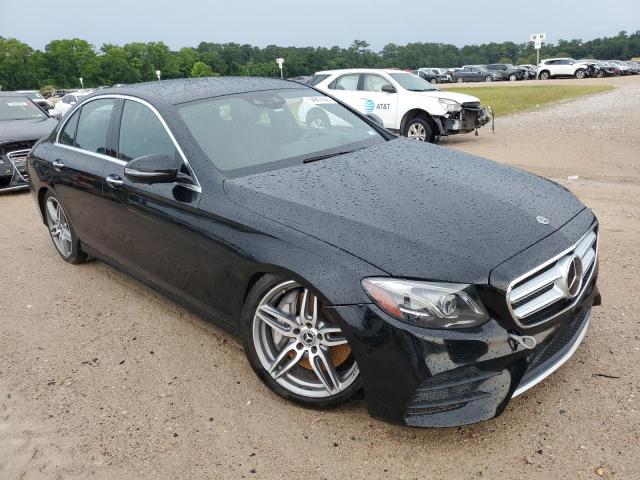 WDDZF4JB6JA407142 Mercedes-Benz E 300
