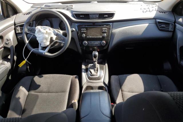 JN1BJ1CR8JW264767 Nissan Rogue Sport S