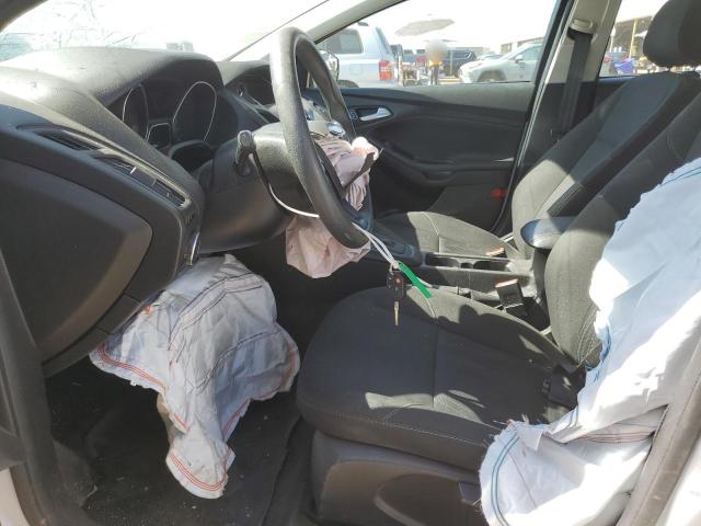 1FADP3K29JL280472 Ford FOCUS SE