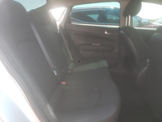 5XXGT4L37KG337110 KIA Optima Lx