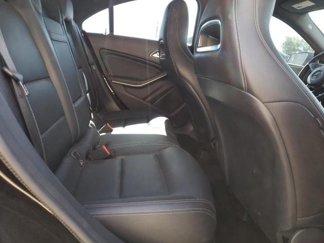 WDDSJ4EB3JN573900 Mercedes-Benz CLA 250